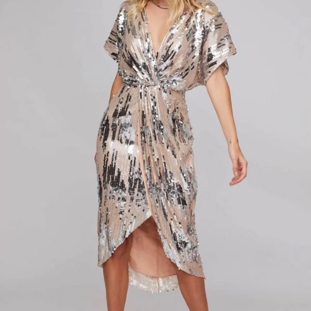 ASTR the Label Paloma Midi Sequin Dress
